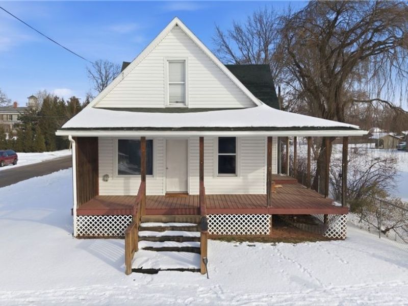 216 Blennerhassett Avenue, Belpre, OH 45714 Photo 1