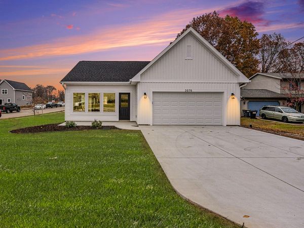 2075 Stanley Avenue, Portage, MI 49002