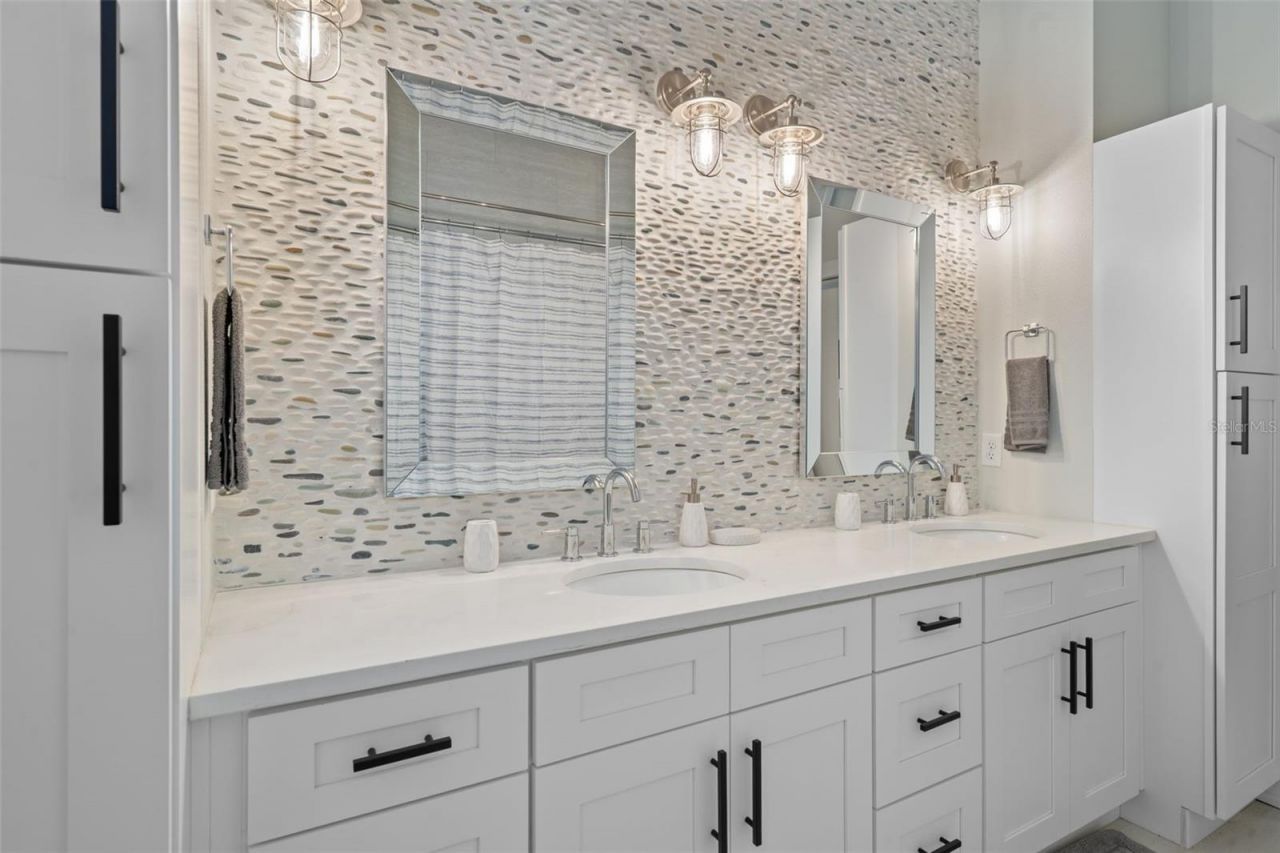 7235 N Canal Street, Webster, FL 33597 Photo