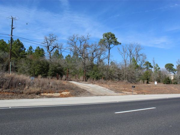 736 Highway 21 Highway E, Bastrop, TX 78602