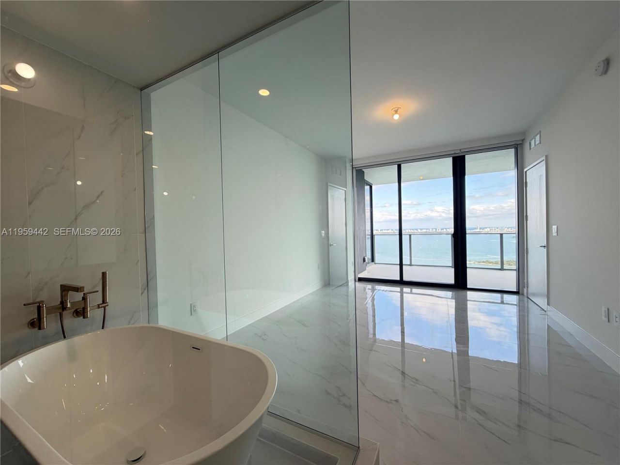 700 NE 24, Unit 3503, Miami, FL 33137 Photo