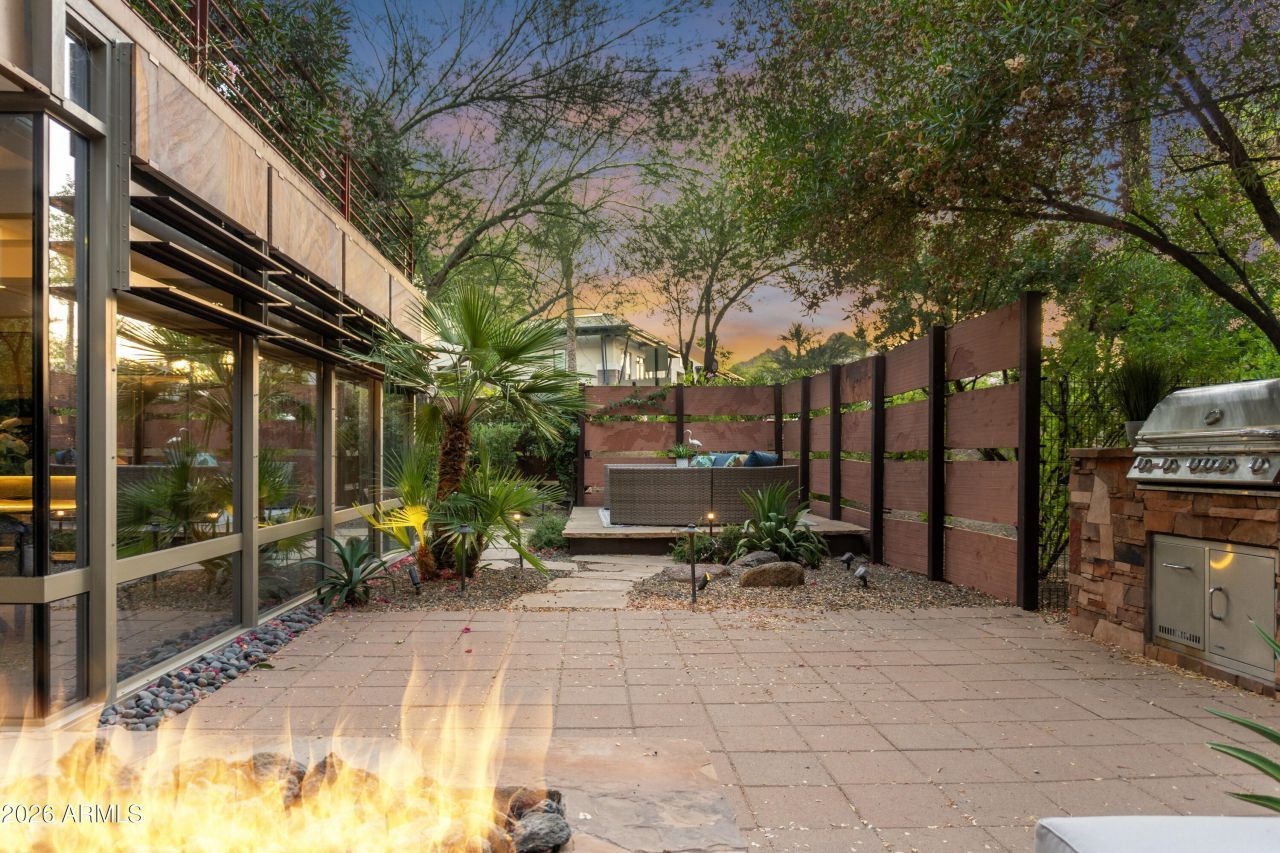 7117 E Rancho Vista Drive, Unit 1012, Scottsdale, AZ 85251 Main Photo