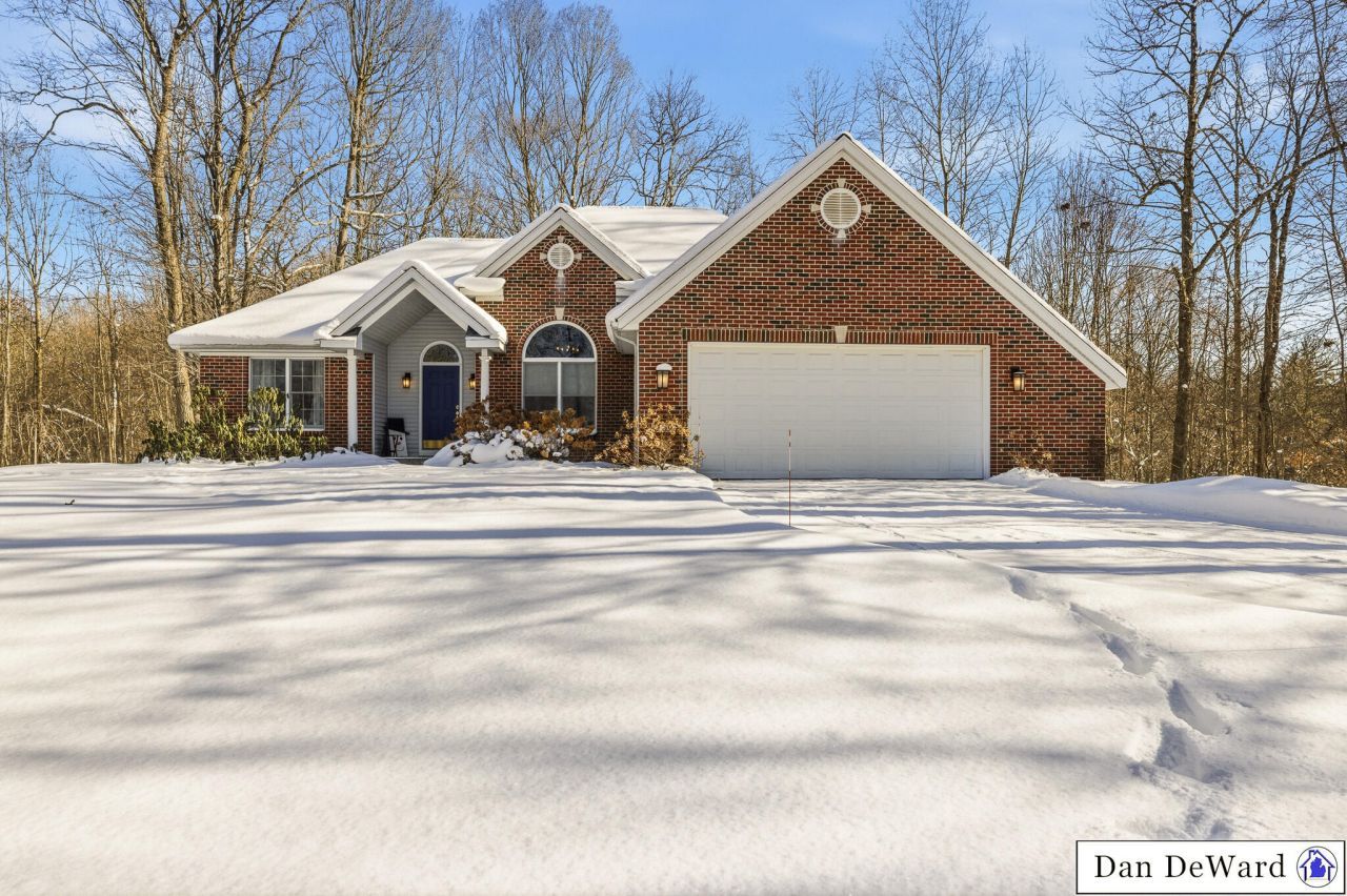 11410 Windsor Drive Ne, Sparta, MI 49345 Main Photo