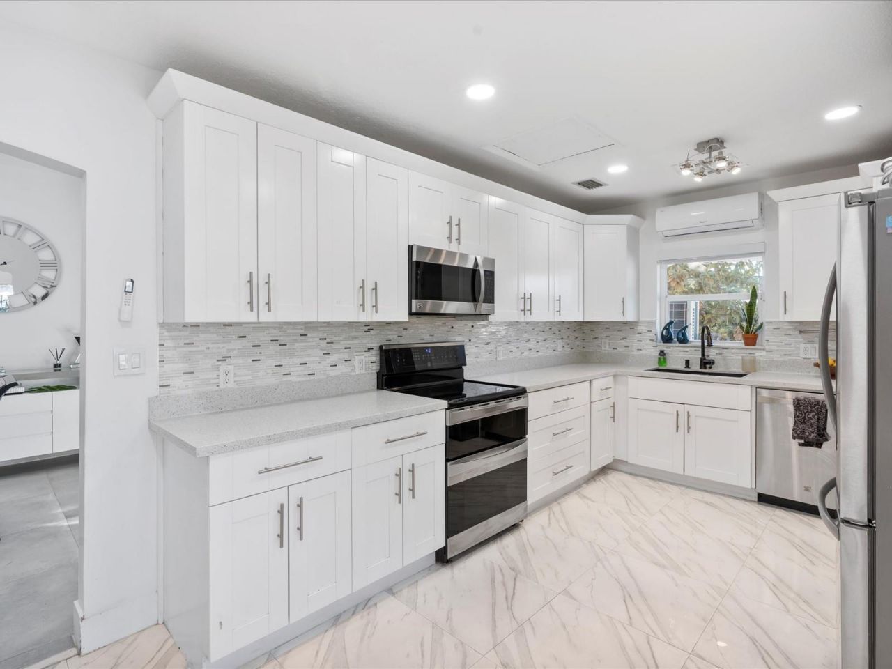 9232 Harding Avenue, Surfside, FL 33154 Photo