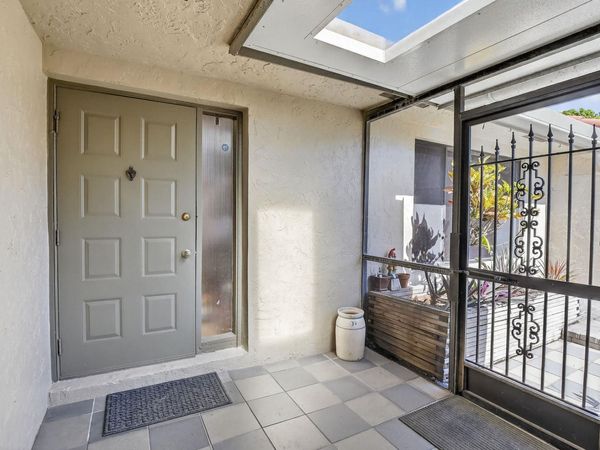 16807 Patio Village Ln, Weston, FL 33326