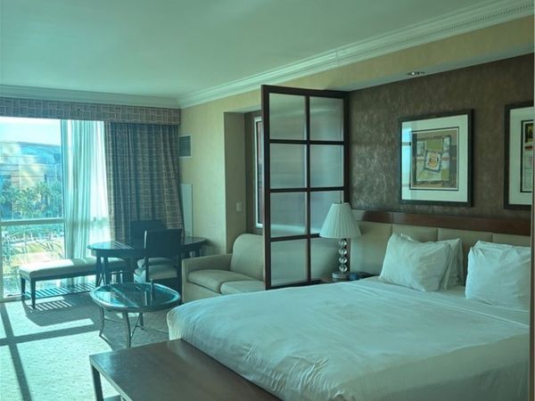 125 E Harmon Avenue, Unit 204, Las Vegas, NV 89109