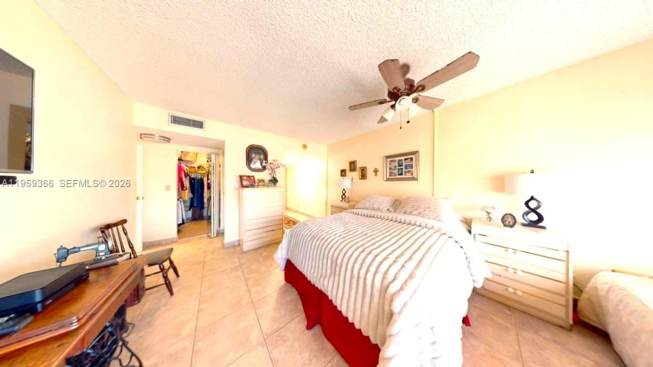 600 Three Islands Blvd , Unit 1004, Hallandale Beach, FL 33009 Photo