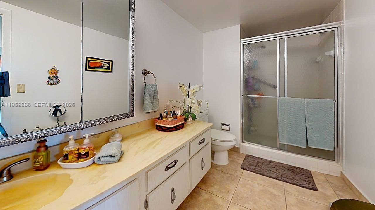 600 Three Islands Blvd , Unit 1004, Hallandale Beach, FL 33009 Photo