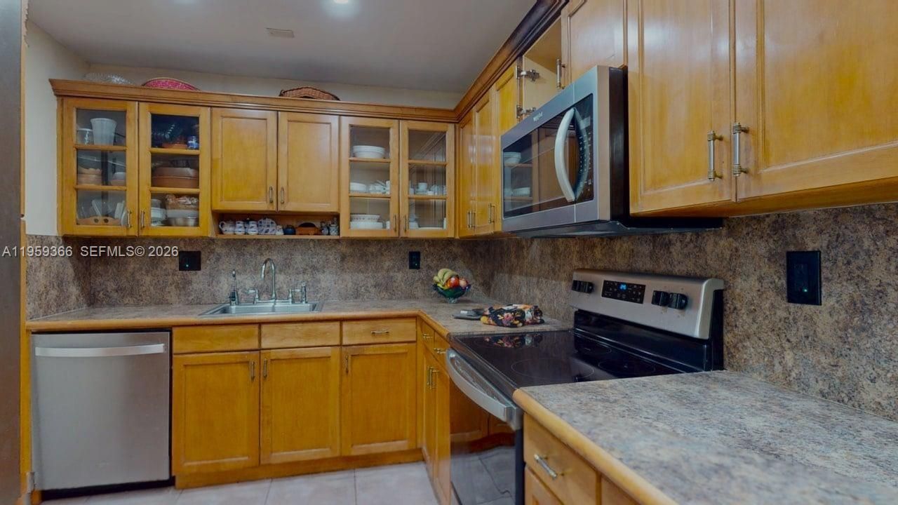 600 Three Islands Blvd , Unit 1004, Hallandale Beach, FL 33009 Photo