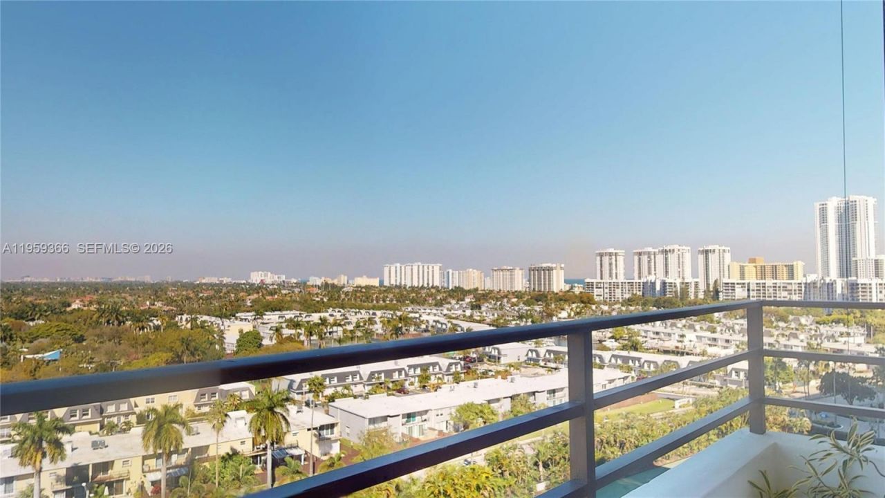 600 Three Islands Blvd , Unit 1004, Hallandale Beach, FL 33009 Photo