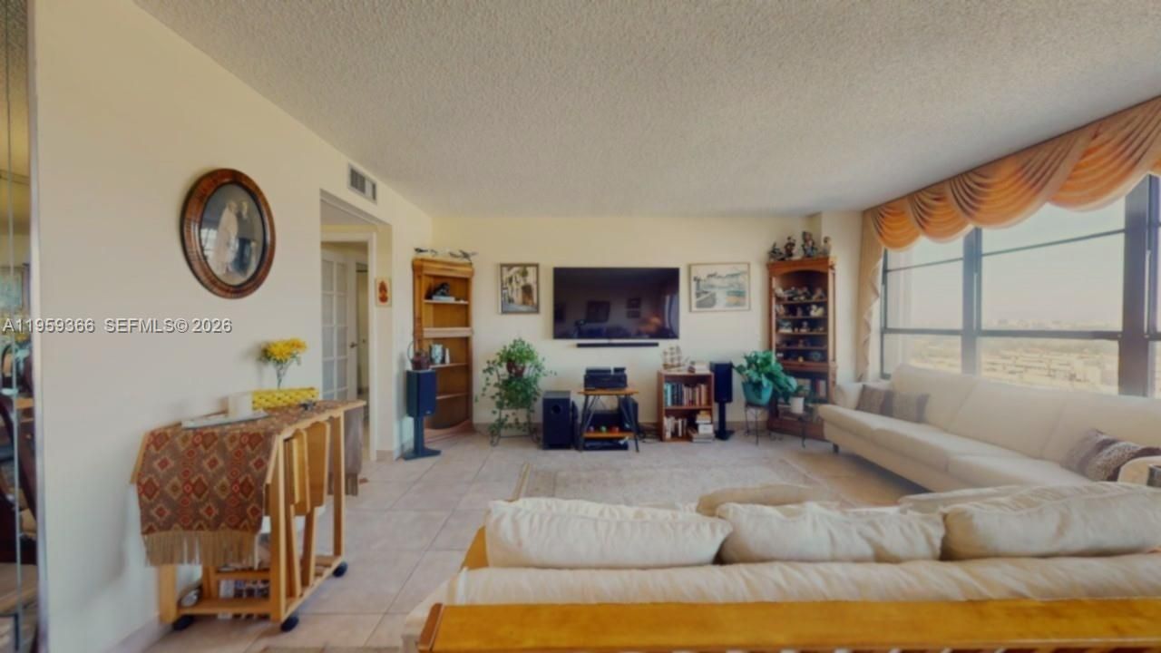 600 Three Islands Blvd , Unit 1004, Hallandale Beach, FL 33009 Photo