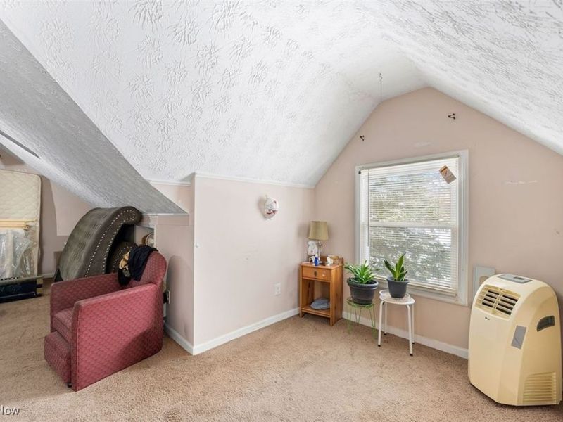 1268 Homestead Road, Cleveland, OH 44121 Photo 12