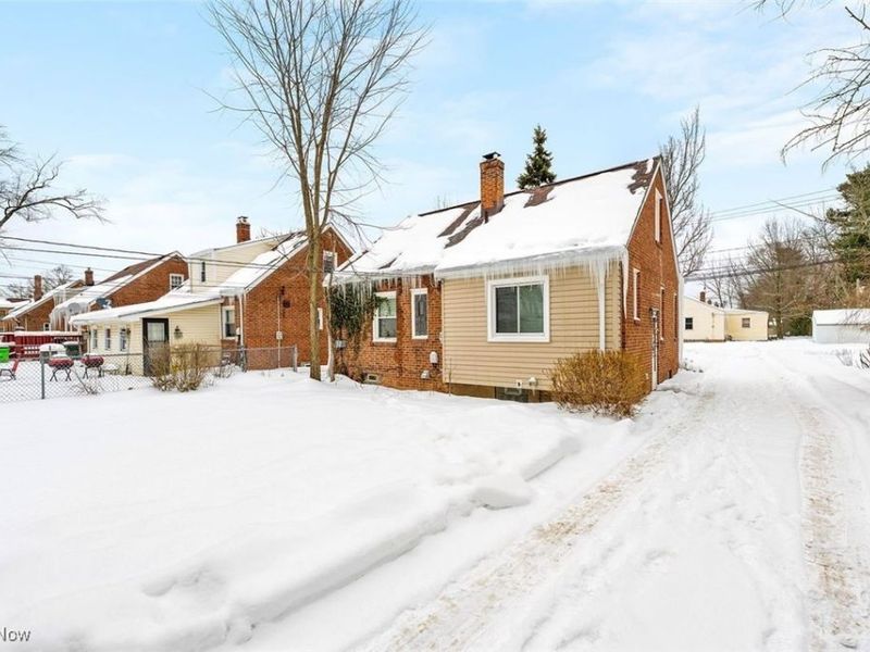 1268 Homestead Road, Cleveland, OH 44121 Photo 18