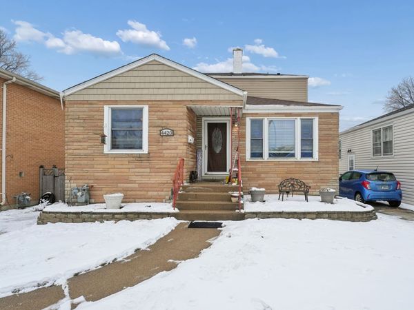 4420 Oak Park Avenue, Stickney, IL 60402