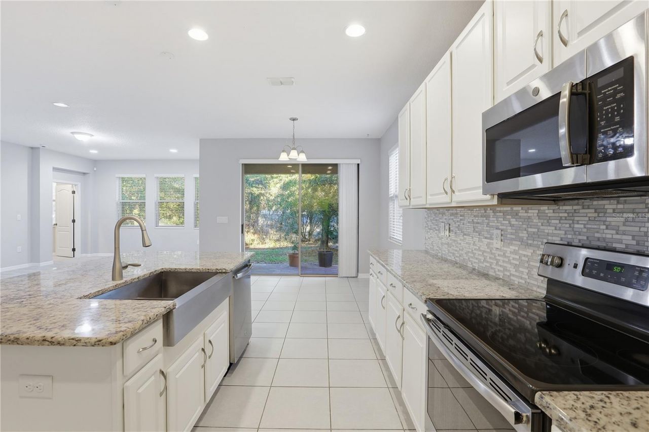 4079 Lake Bosse View Drive, Orlando, FL 32810 Photo