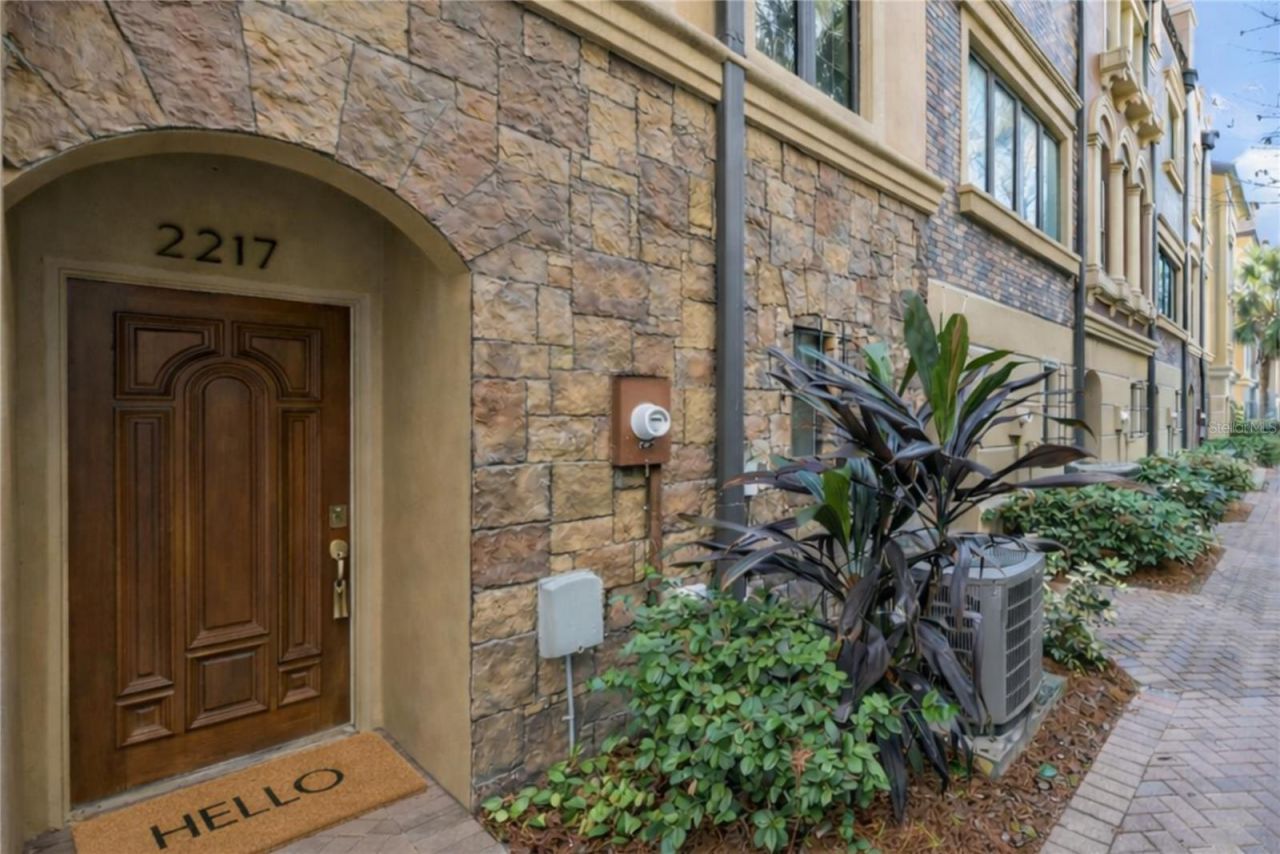 2217 Soho Bay Court, Tampa, FL 33606 Main Photo