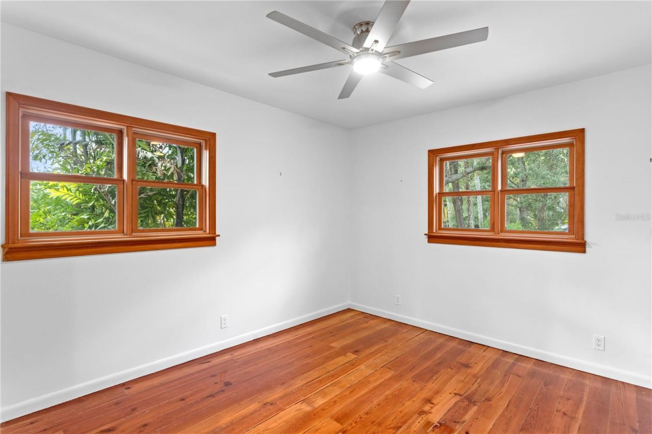 906 W Henry Avenue, Tampa, FL 33604 Photo