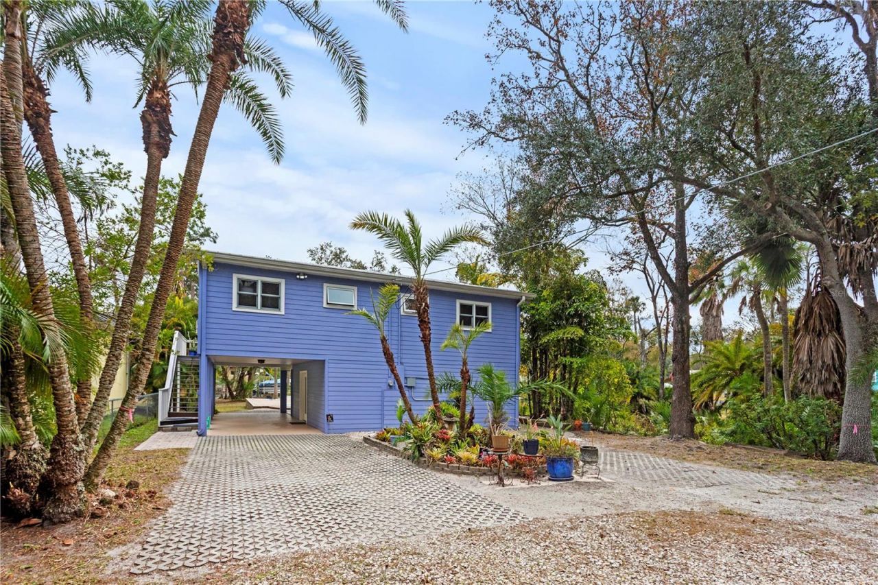 906 W Henry Avenue, Tampa, FL 33604 Photo