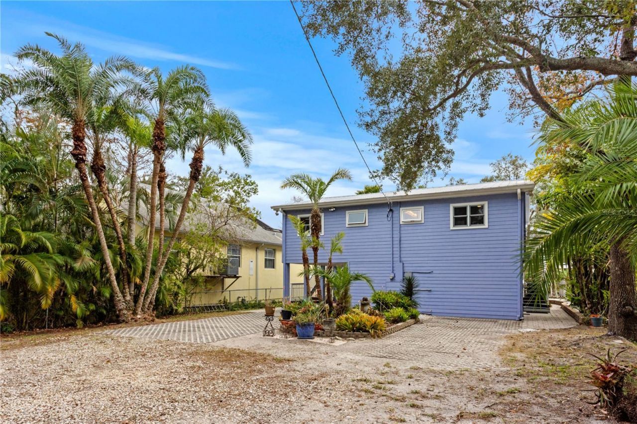 906 W Henry Avenue, Tampa, FL 33604 Photo