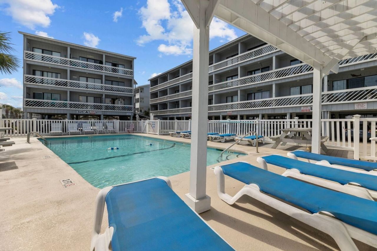 627 N Waccamaw Dr. Photo 7