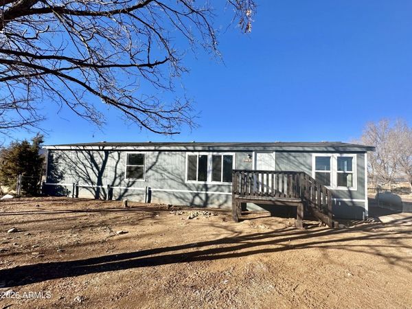 7615 E Creekside Drive, Flagstaff, AZ 86004