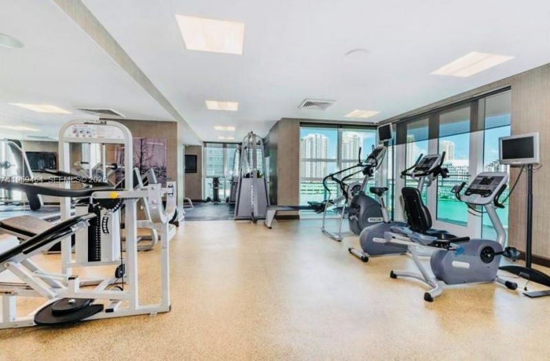 951 Brickell Ave, Unit 2309, Miami, FL 33131 Photo