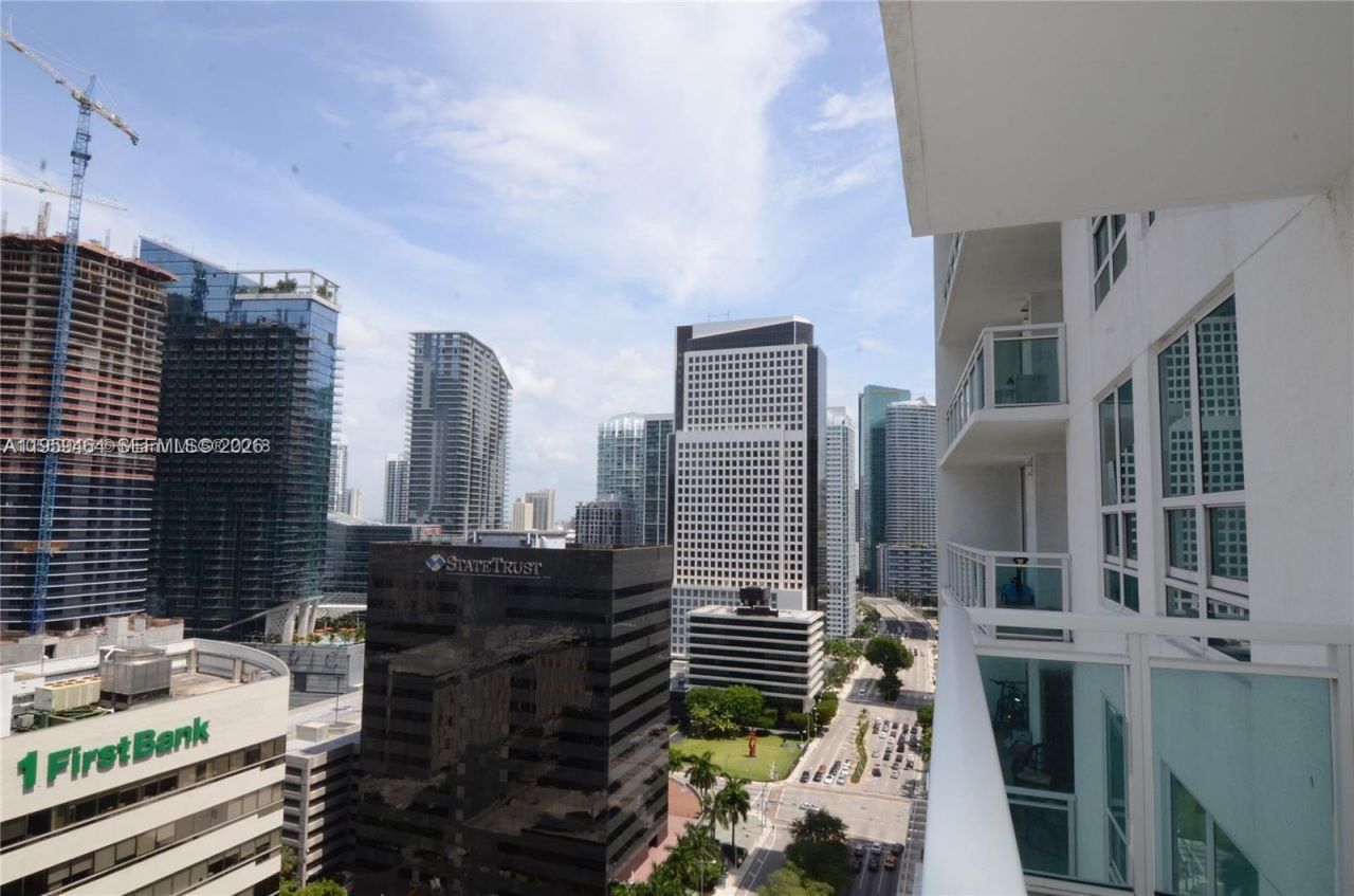 951 Brickell Ave, Unit 2309, Miami, FL 33131 Photo