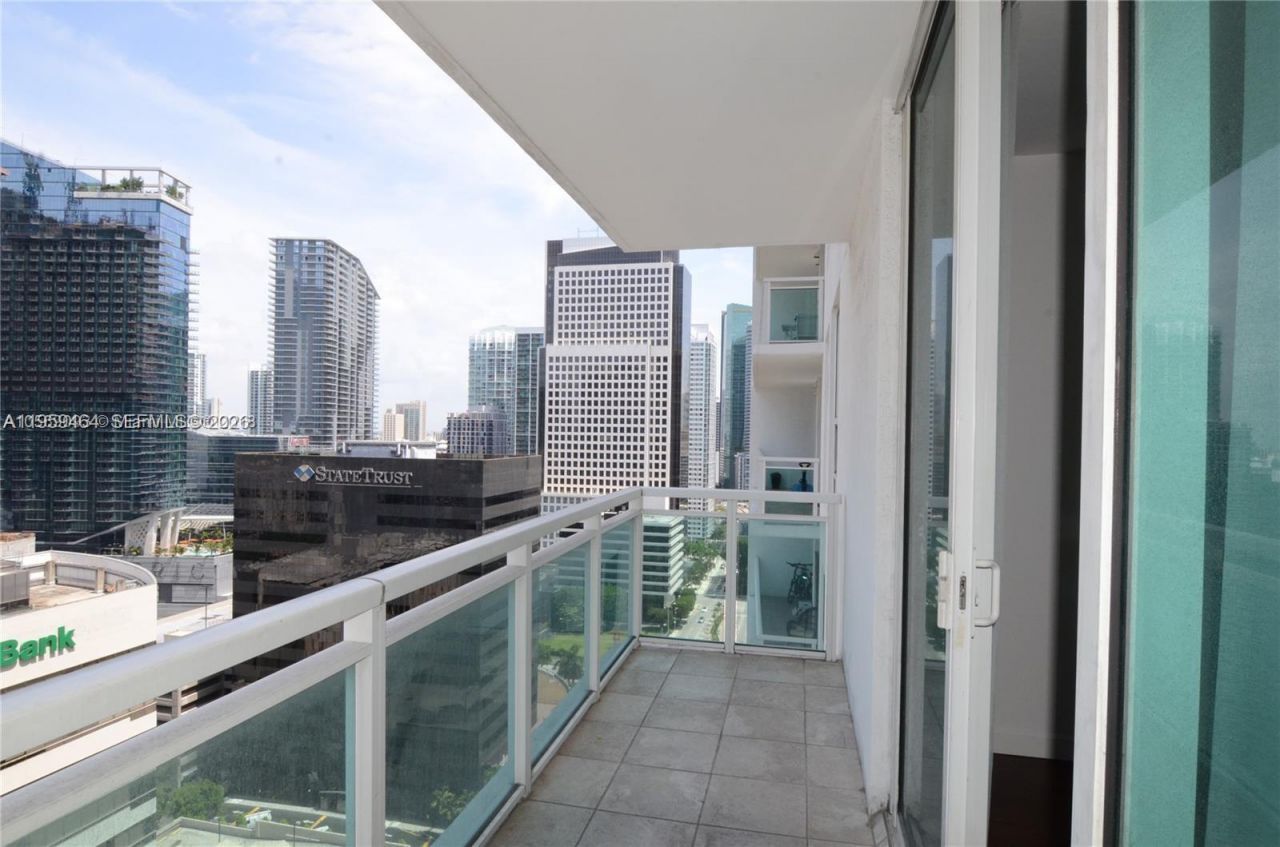 951 Brickell Ave, Unit 2309, Miami, FL 33131 Photo
