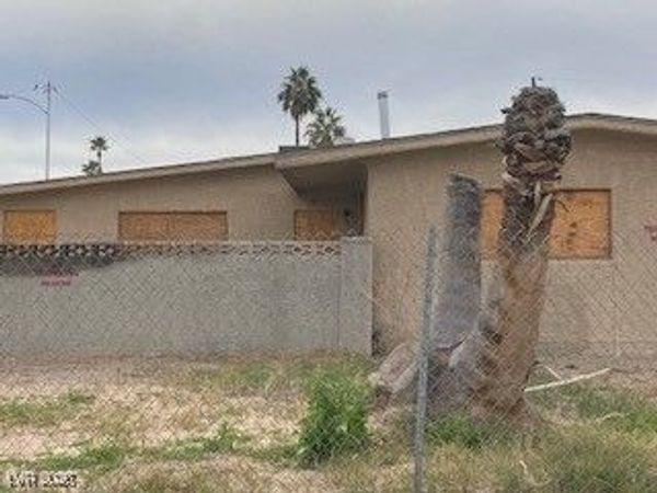 2132 Houston Drive , Las Vegas, NV 89104