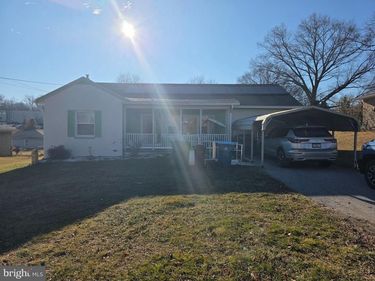 44 SPRINGVALE ROAD, RED LION, PA 17356