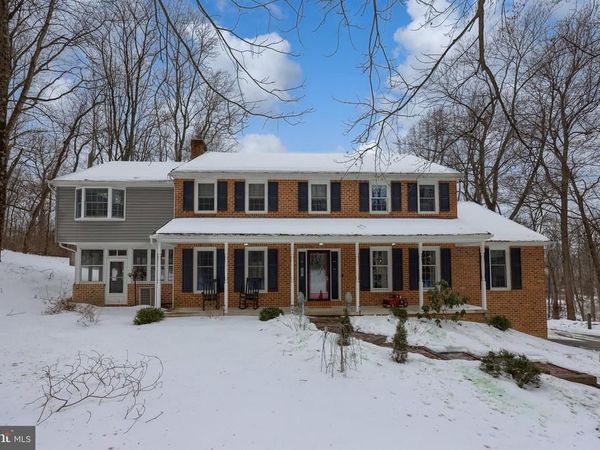 332 LAUREL DRIVE, YORK, PA 17406