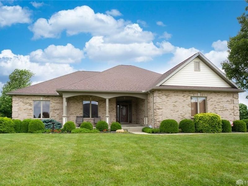 2659 Stonebridge Drive, Troy, OH 45373 Photo 1