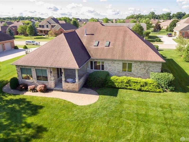 2659 Stonebridge Drive, Troy, OH 45373 Photo 11