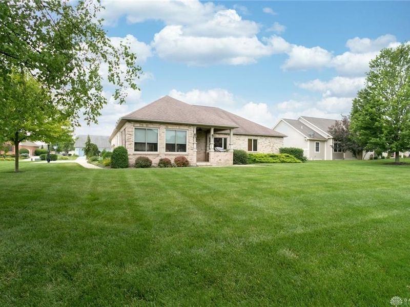 2659 Stonebridge Drive, Troy, OH 45373 Photo 17