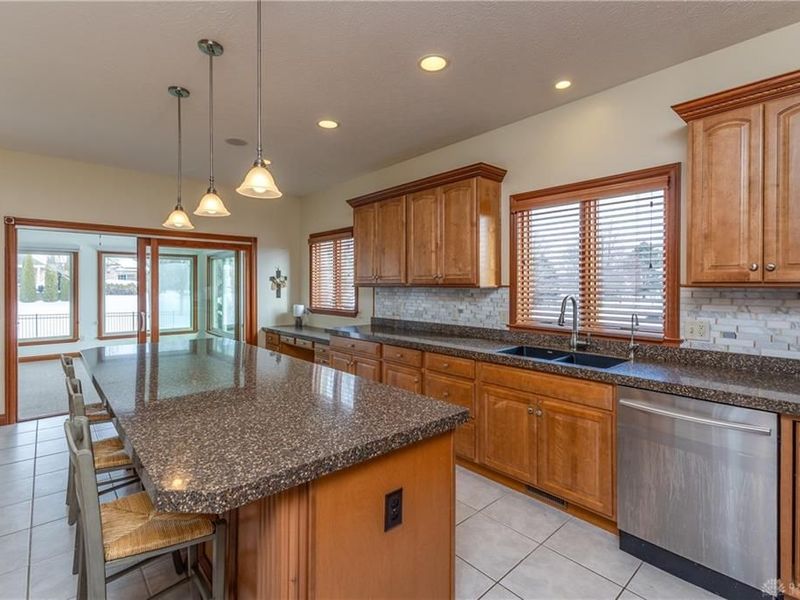 2659 Stonebridge Drive, Troy, OH 45373 Photo 30