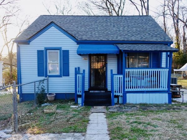 1904 Cherry St, Columbia, TN 38401