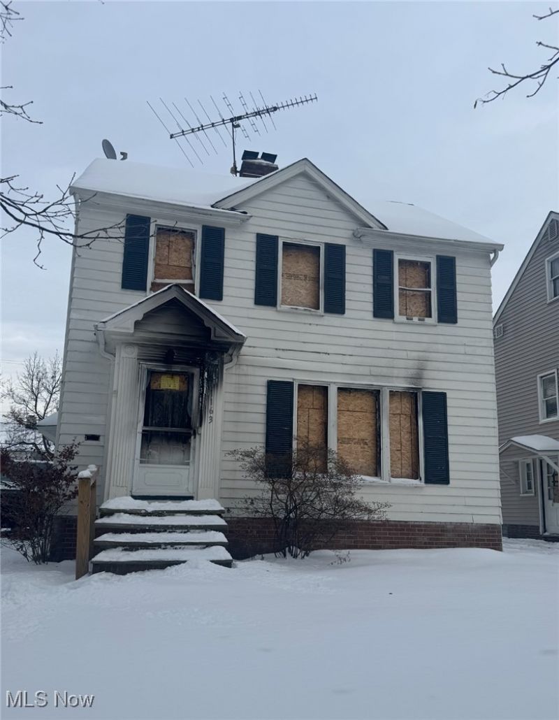 1163 Pennfield Road, Cleveland Heights, OH 44121 Main Photo