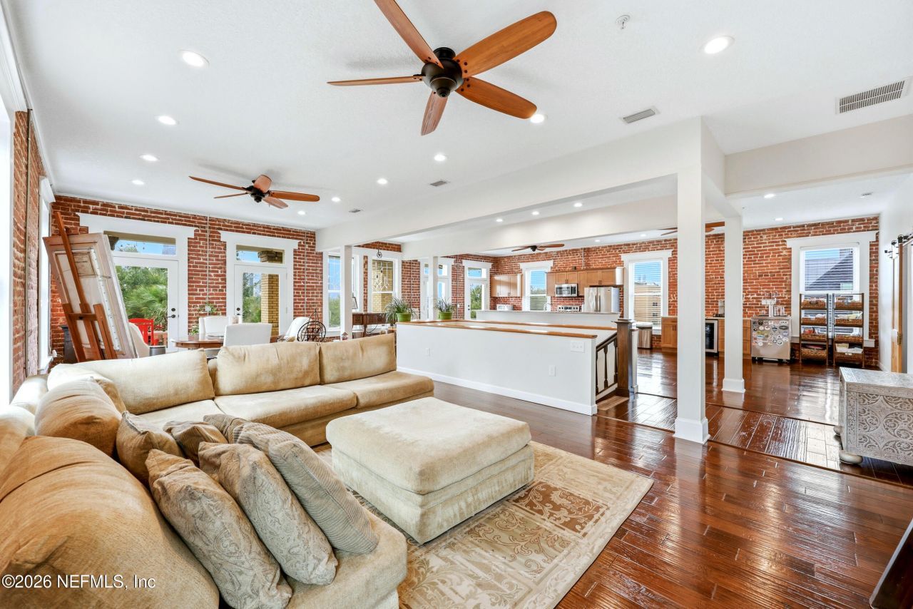 115 2nd Street, Jacksonville, FL 32206 Photo