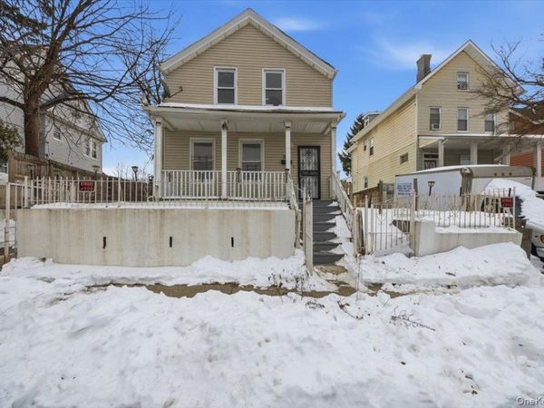 25 N Terrace Avenue, Mount Vernon, NY 10550