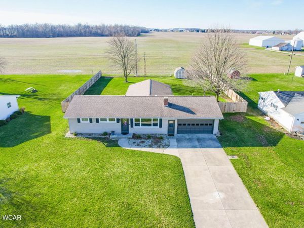 407 E South Street, Botkins, OH 45306