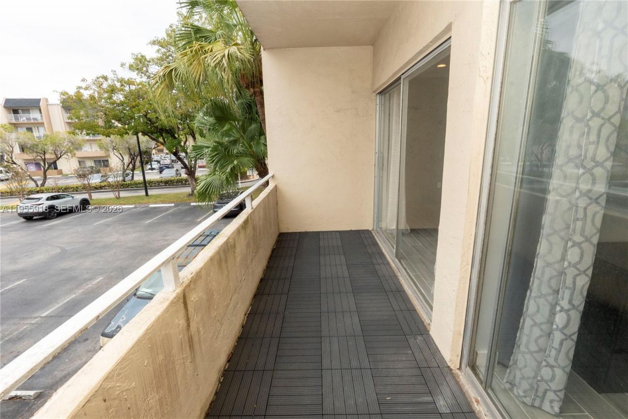 7743 SW 86th St, Unit D-227, Miami, FL 33143 Photo