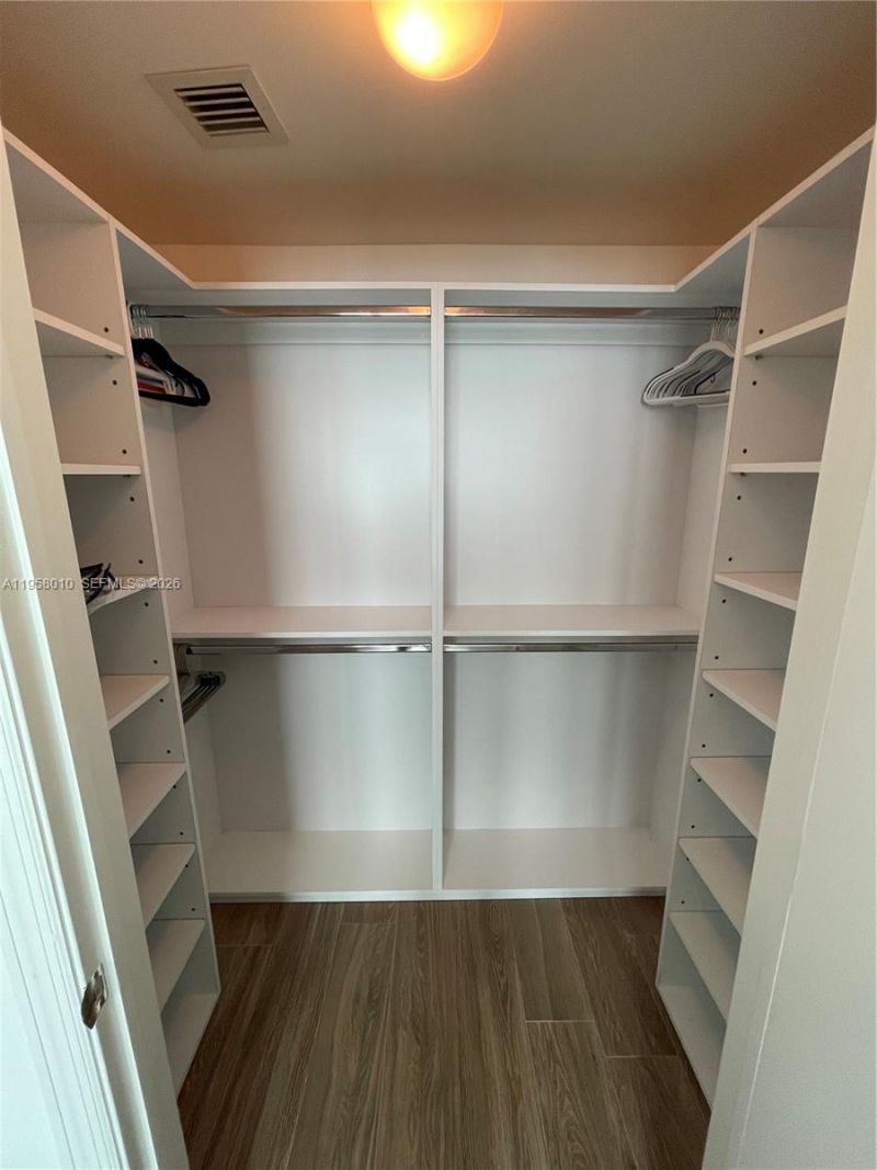 55 SE 6th St, Unit 1807, Miami, FL 33131 Photo