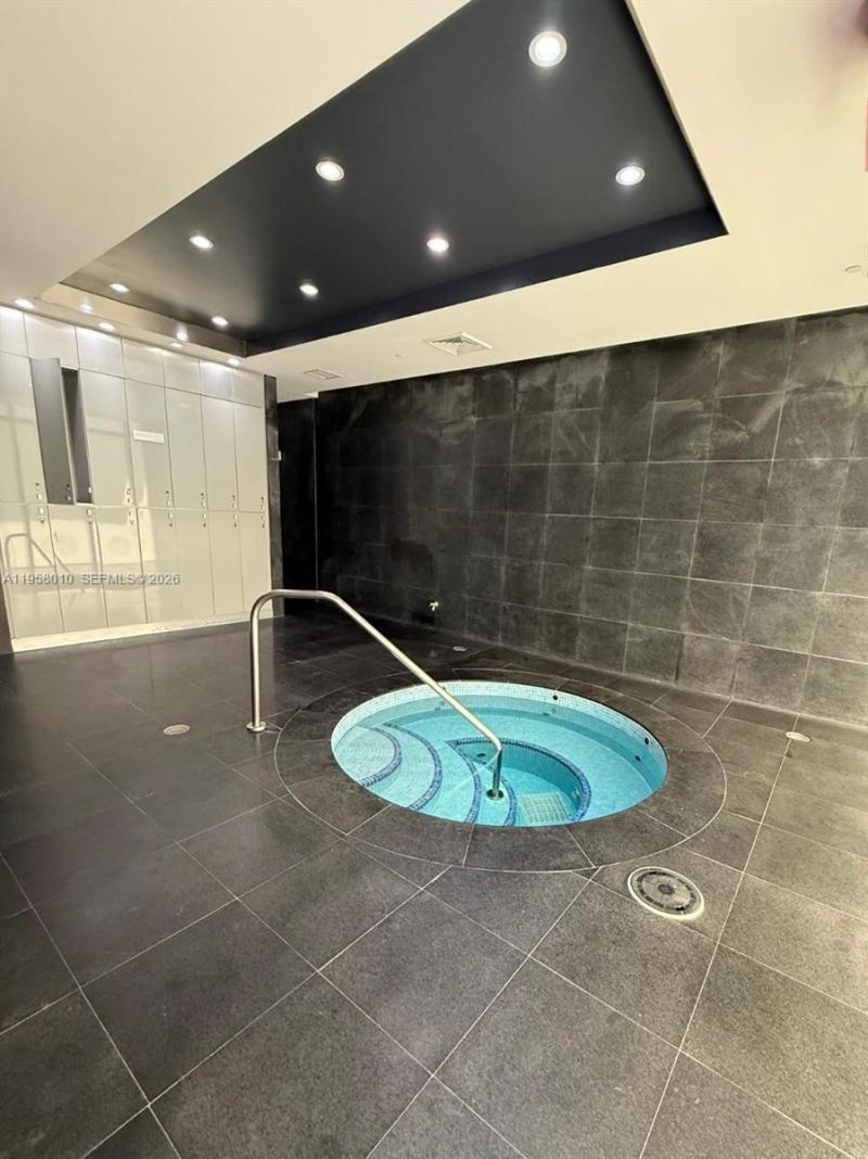 55 SE 6th St, Unit 1807, Miami, FL 33131 Photo