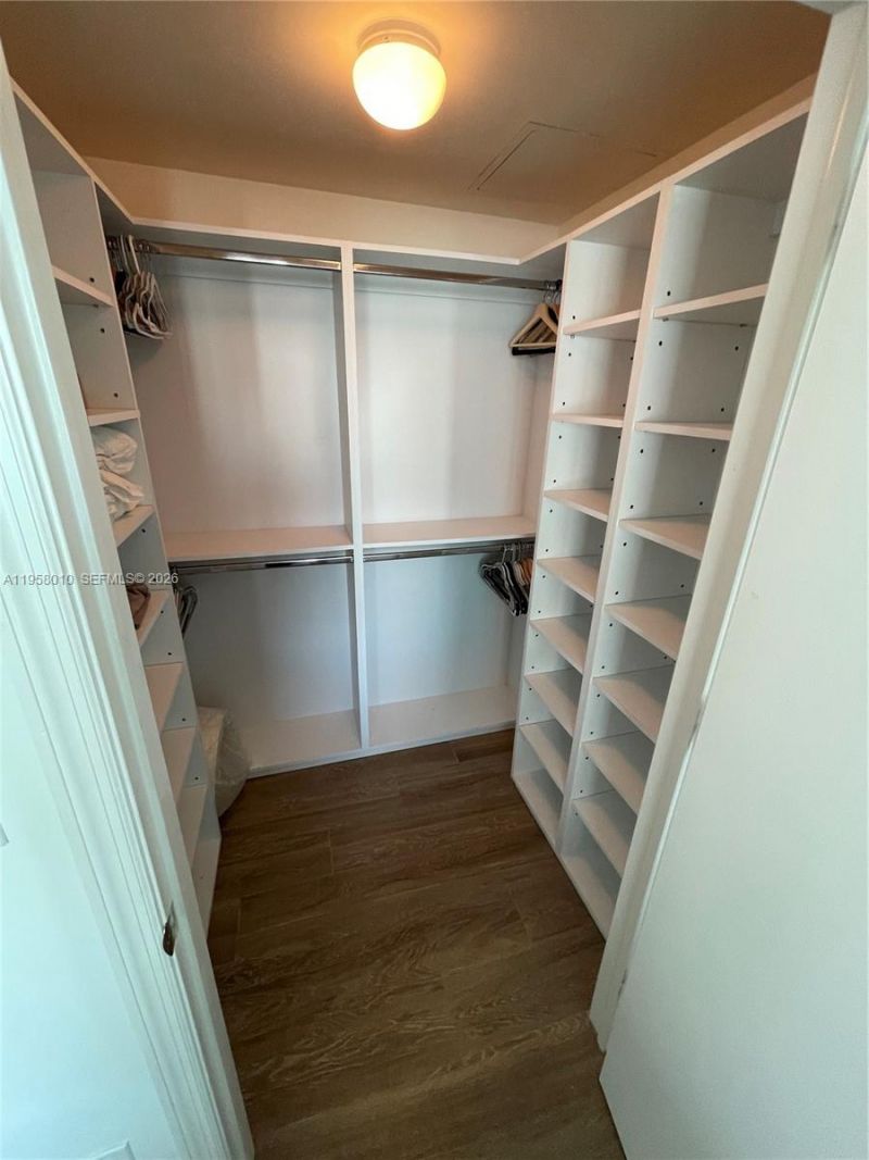 55 SE 6th St, Unit 1807, Miami, FL 33131 Photo