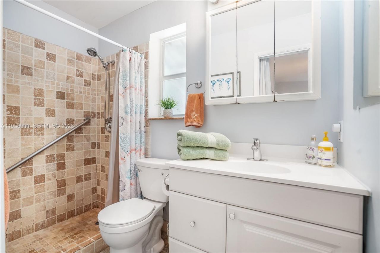 1906 N 31st Ave , Hollywood, FL 33021 Photo