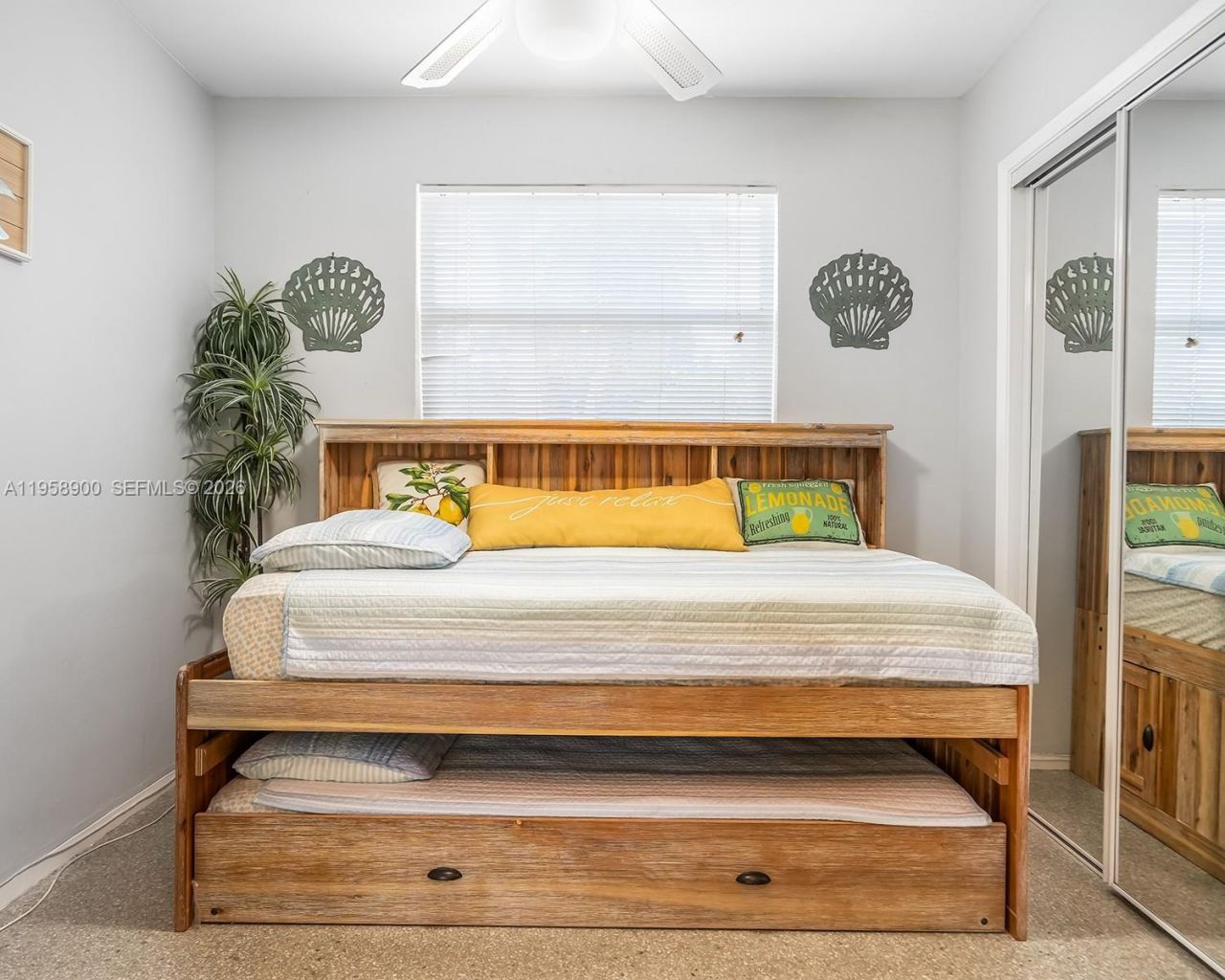 1906 N 31st Ave , Hollywood, FL 33021 Photo