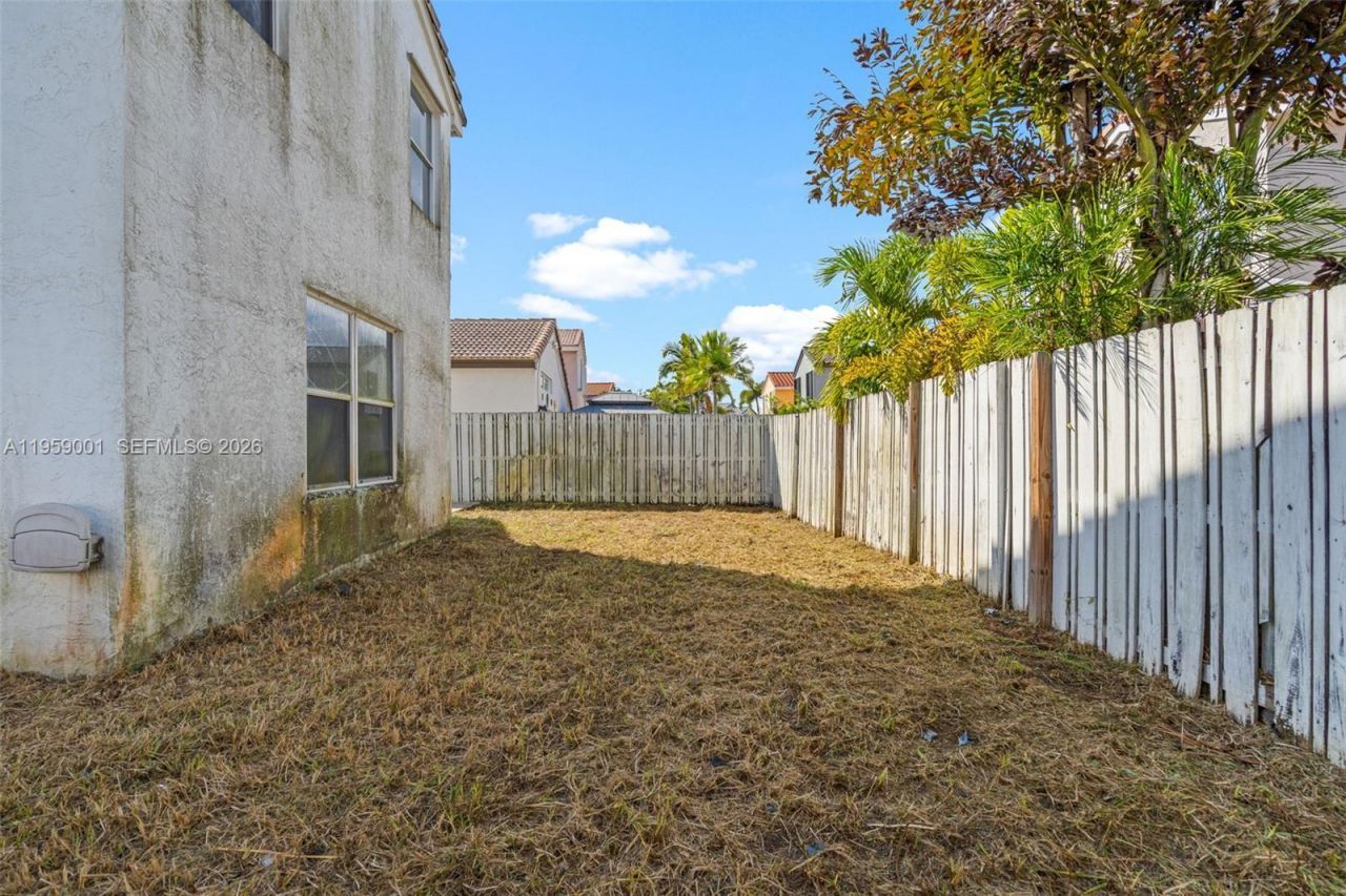 17319 SW 22nd St, Miramar, FL 33029 Photo