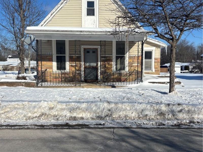 221 E Lisbon Street, Waynesburg, OH 44688 Photo 1