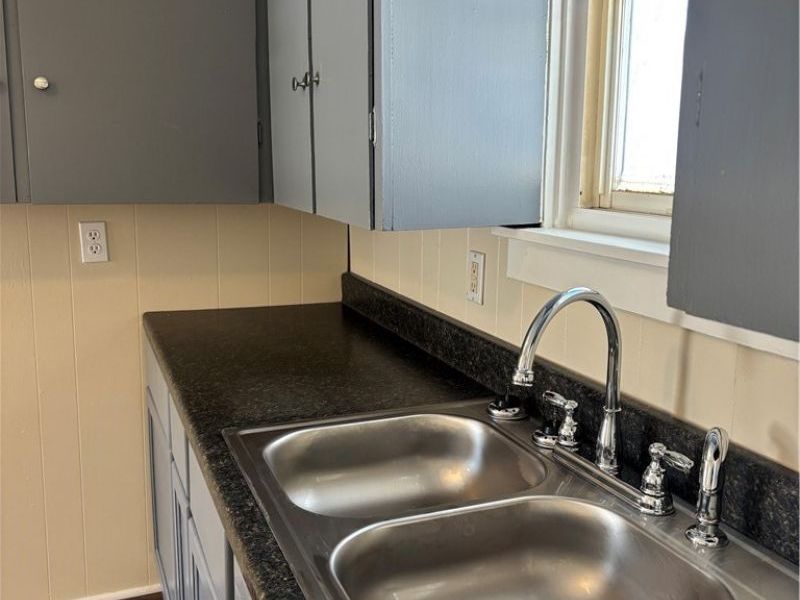 221 E Lisbon Street, Waynesburg, OH 44688 Photo 6