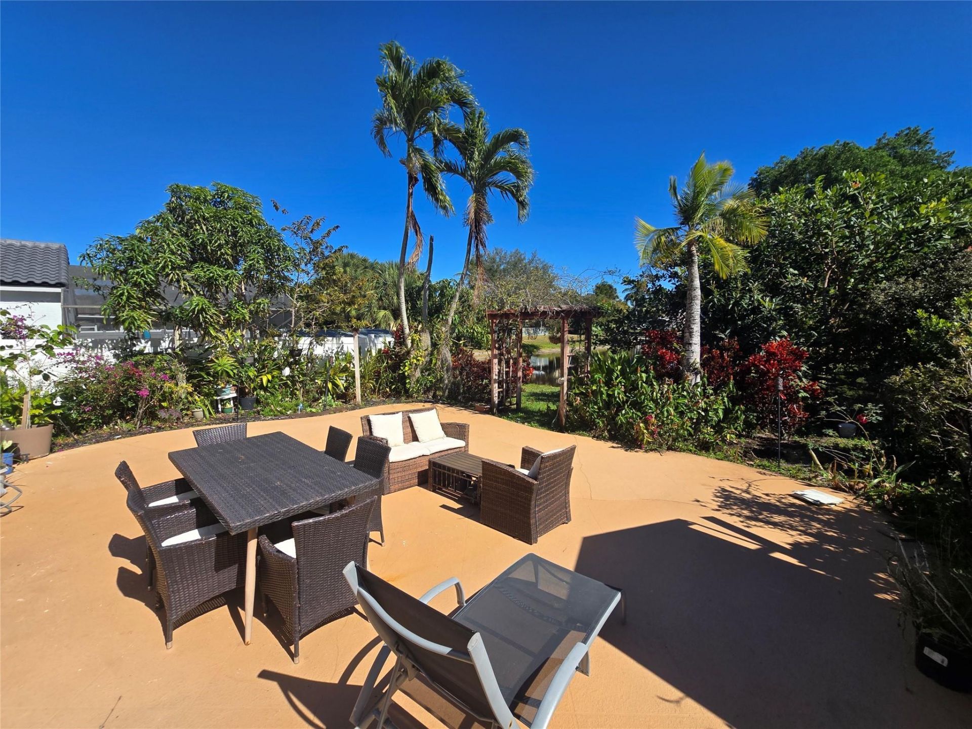 7082 Middlebury Dr, Boynton Beach, FL 33436 Photo